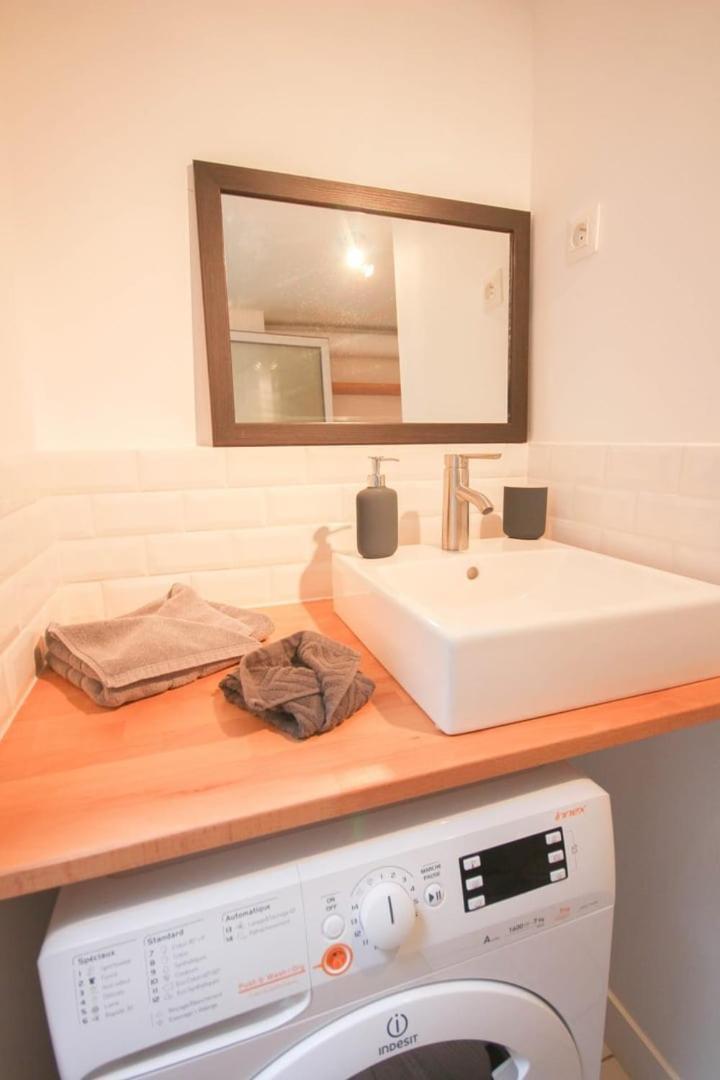 Grand Place Center Apartment