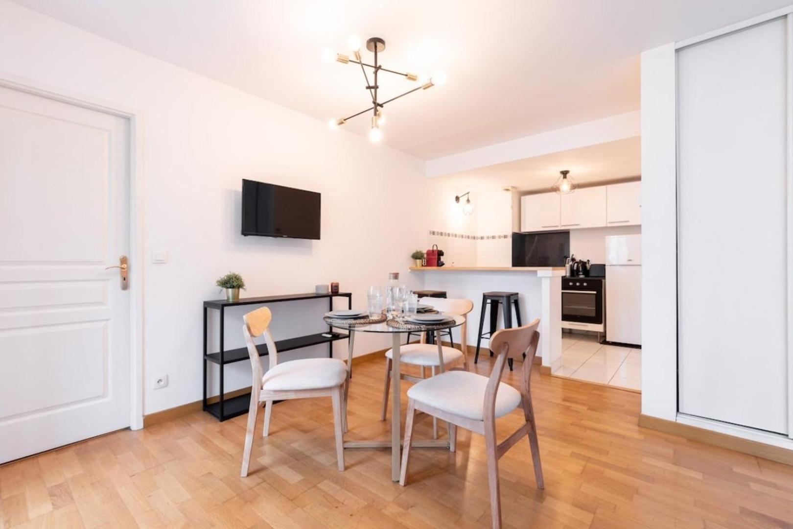 Euratechnologies - Bright With Parking * Lille