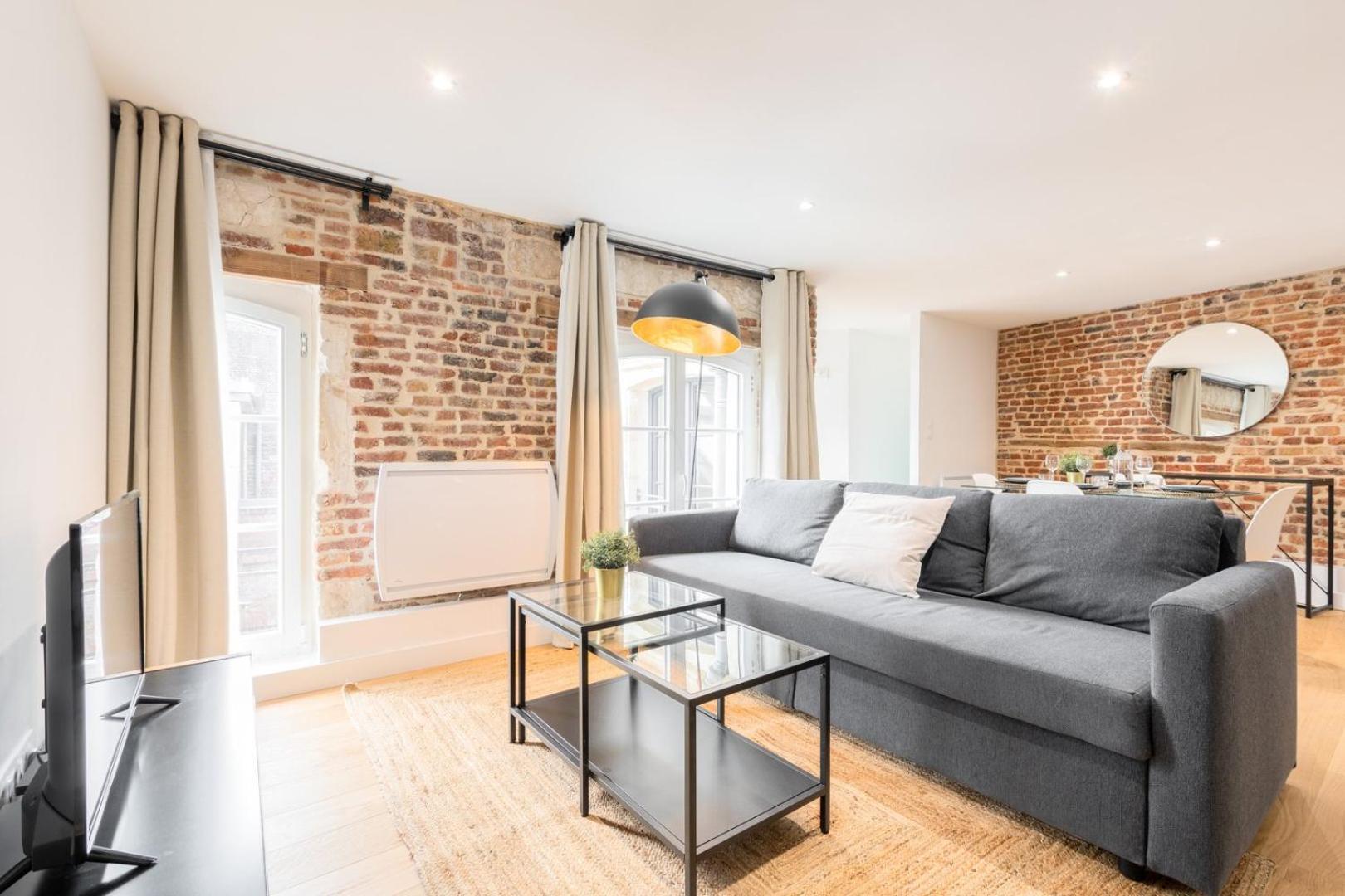 Old - Lovely Typical Apartment! Appartement *