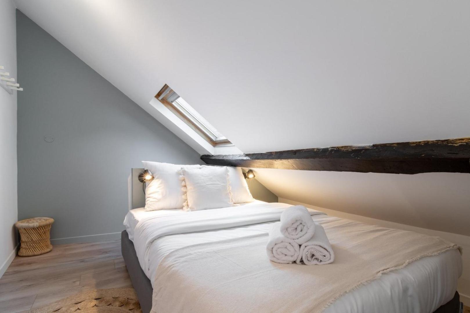 Apartment Hypercentre / Gares - Duplex Lille