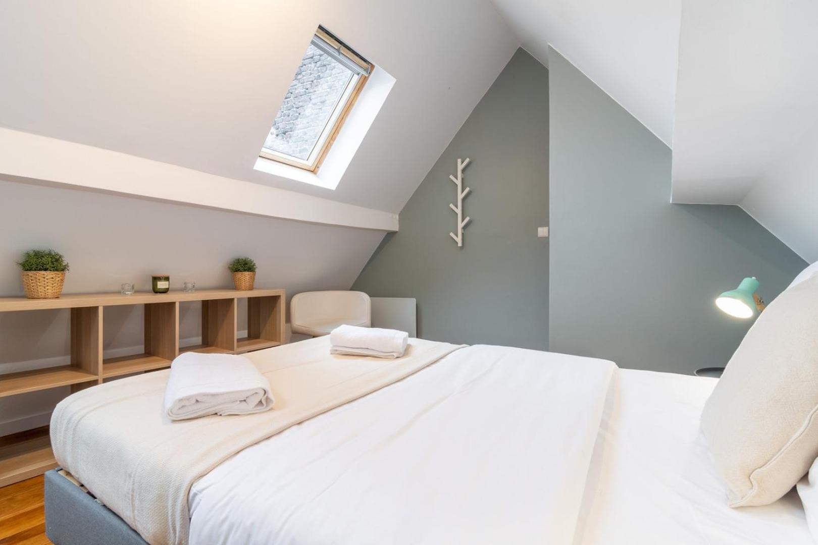 Hypercentre - Superb Cosy Duplex Parking *