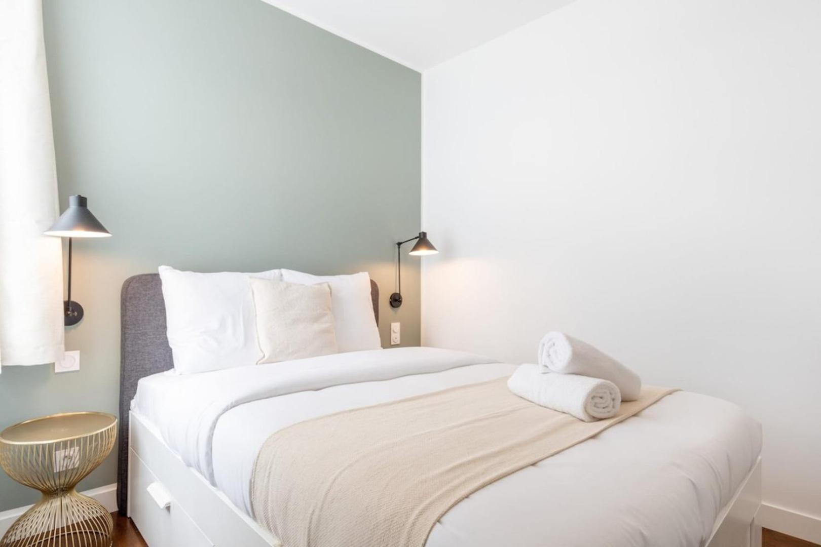 Apartment Renovated 3bed 2bath Lille