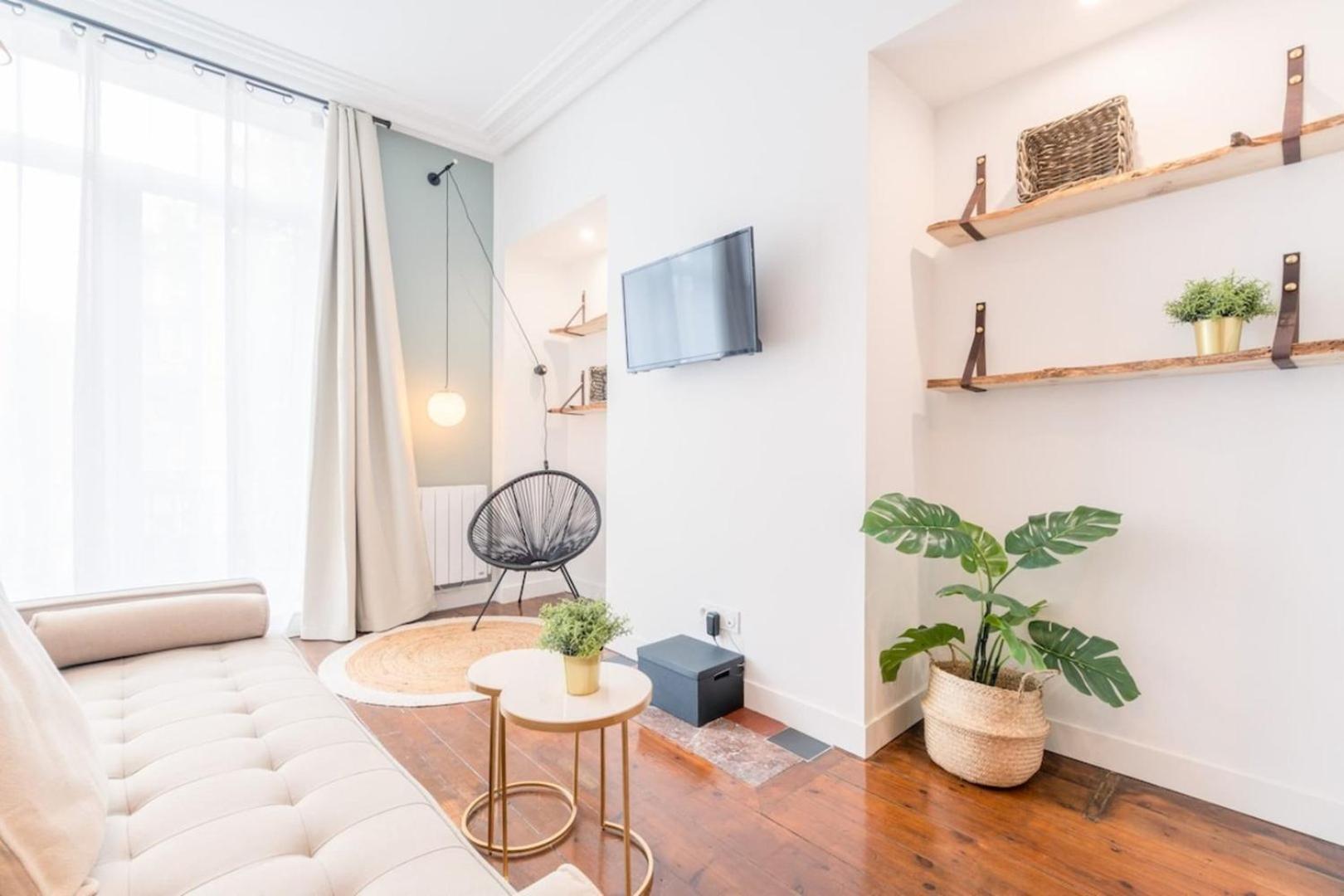 Renovated 3bed 2bath Apartment Lille