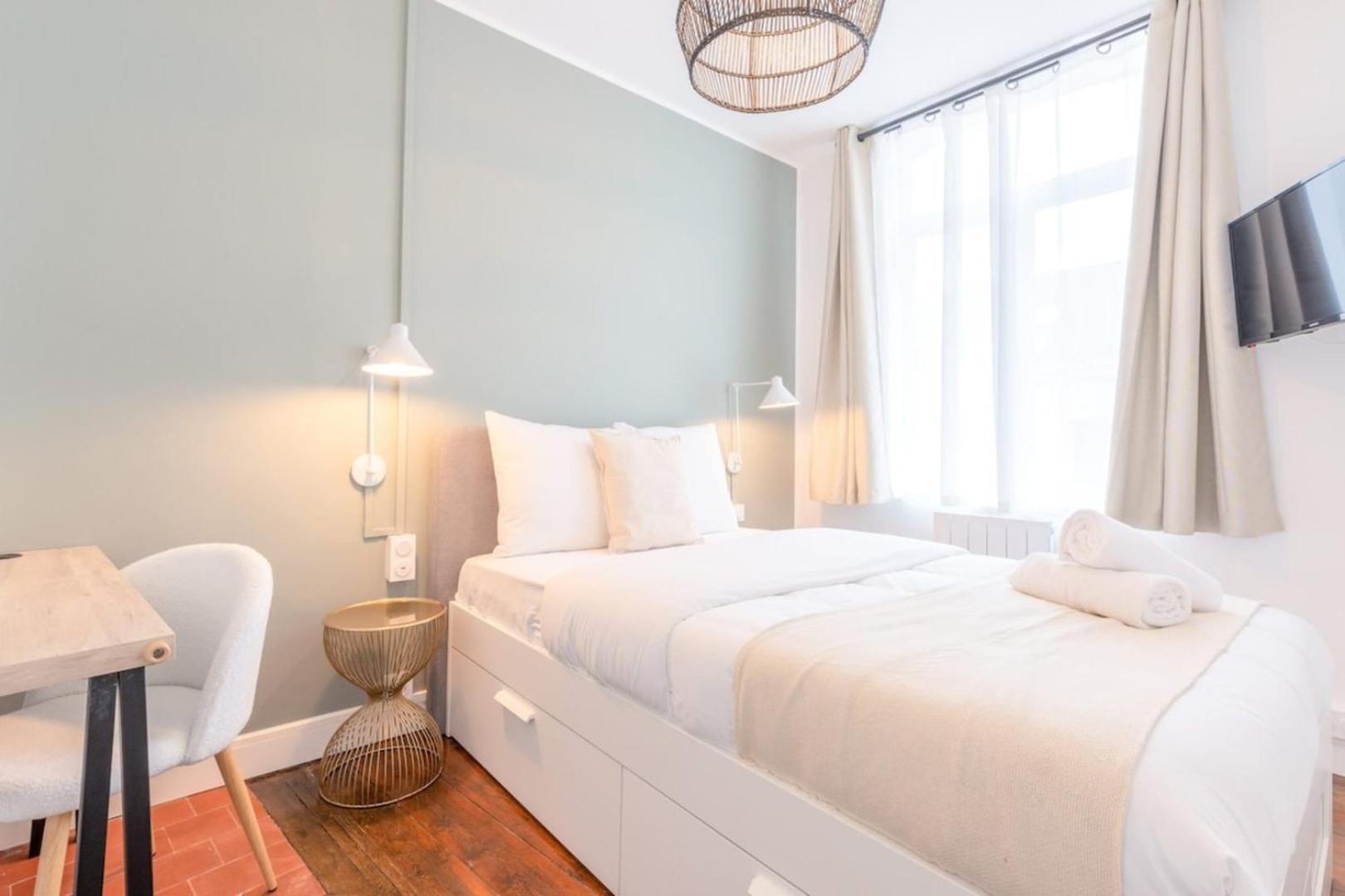 Renovated 3bed 2bath Apartment