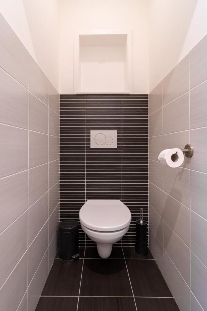 Vieux - Lumineux Avec Cachet ! 2pers Appartement