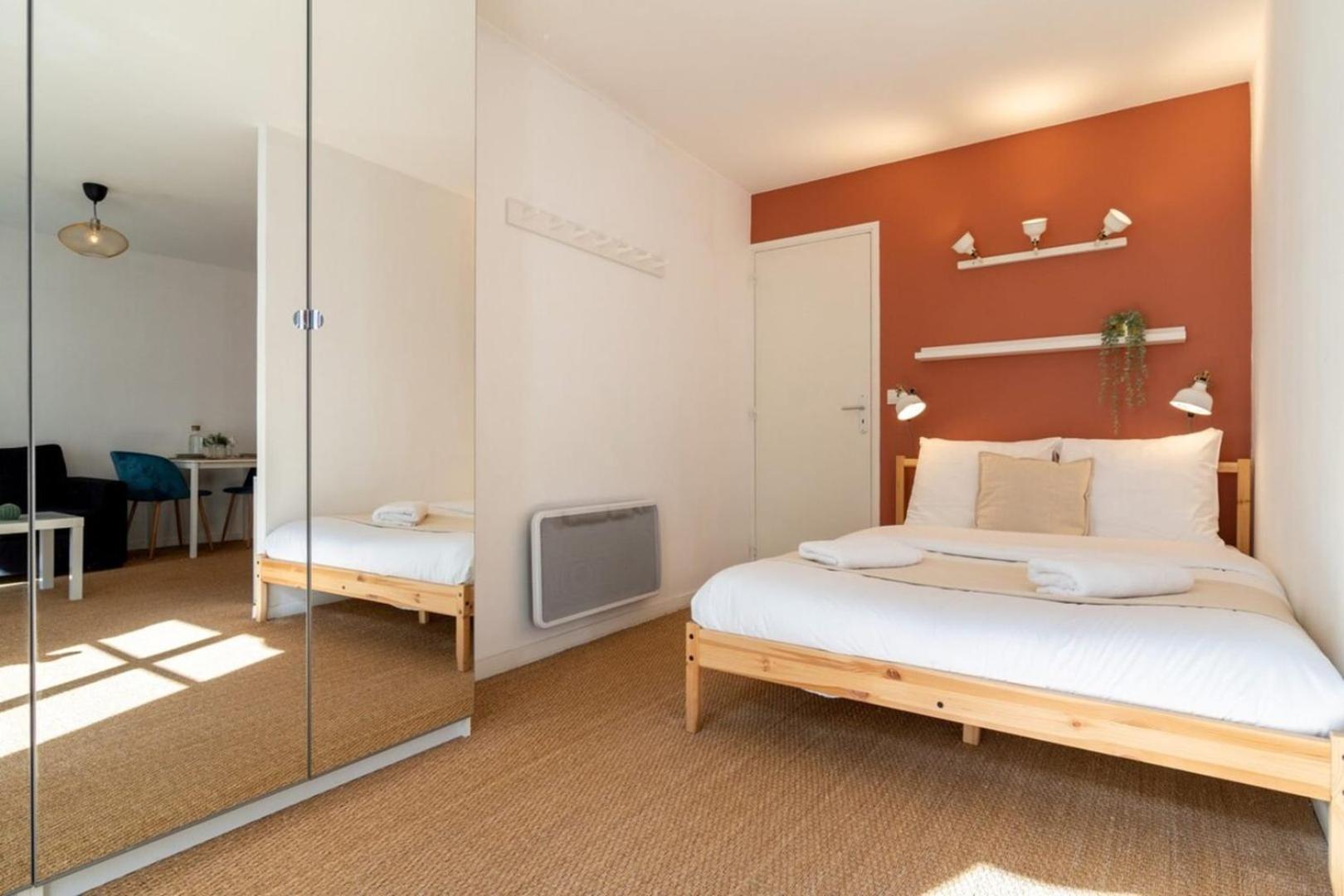 Vieux -nice Neat And Fully Equipped !