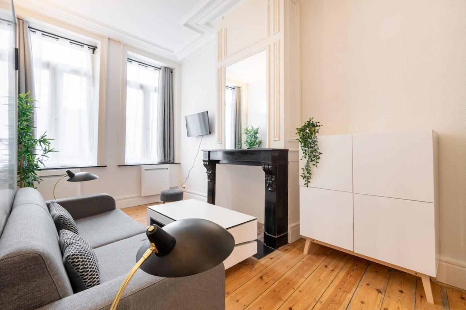 Apartment Vieux - Nice Studio With Terrace Lille