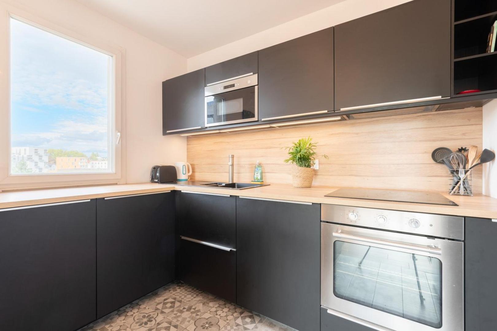 Appartement Beautiful Equipped Near Train Parking *