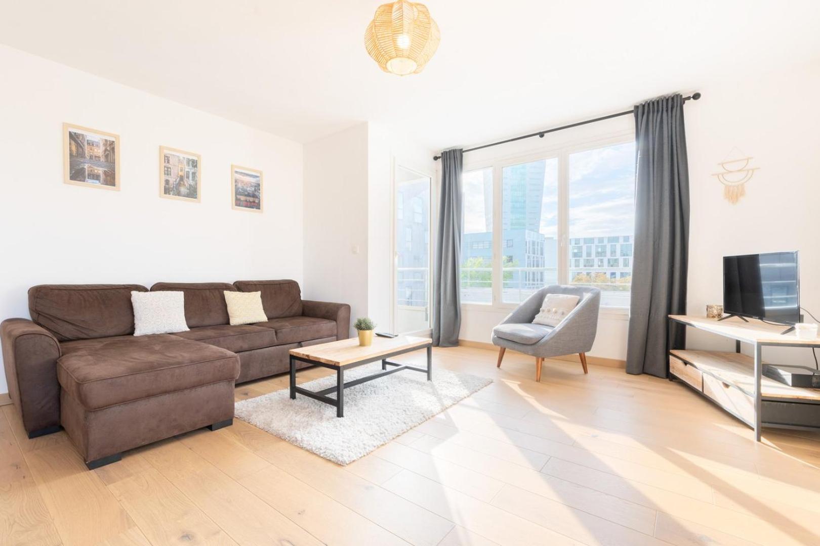 Beautiful Equipped Near Train Parking Apartment Lille