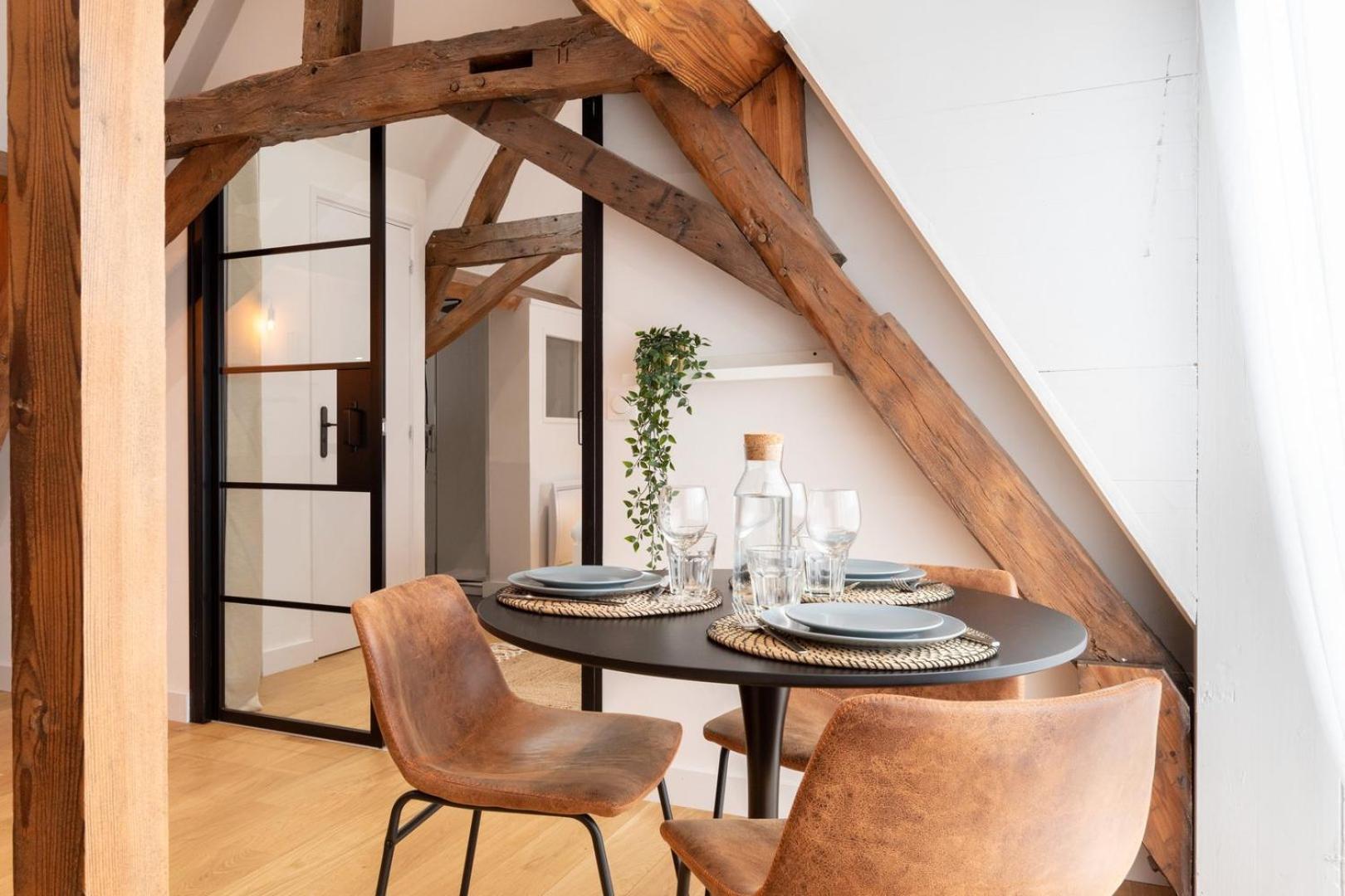 Old - Lovely Typical Apartment! Apartamento *