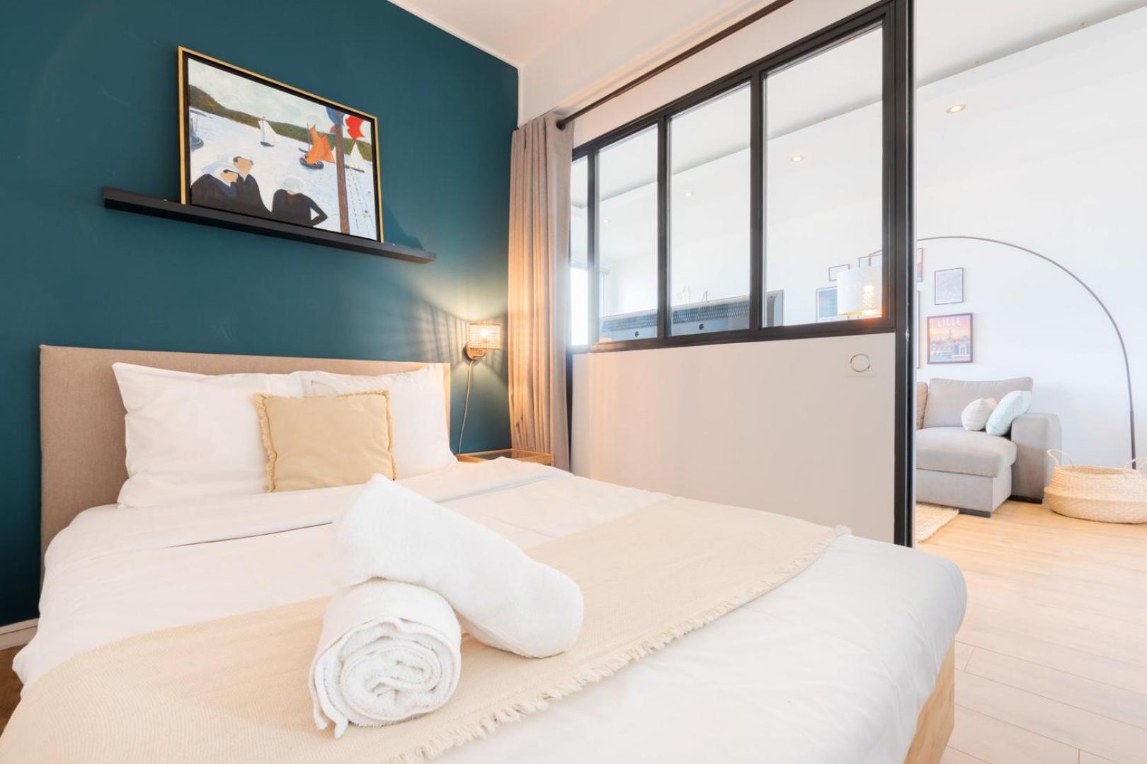 Apartment St.maur - And Functional Ap.