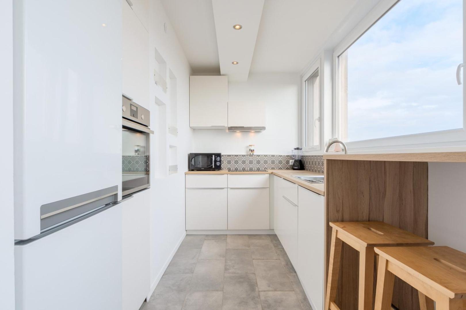 Apartment St.maur - And Functional Ap.