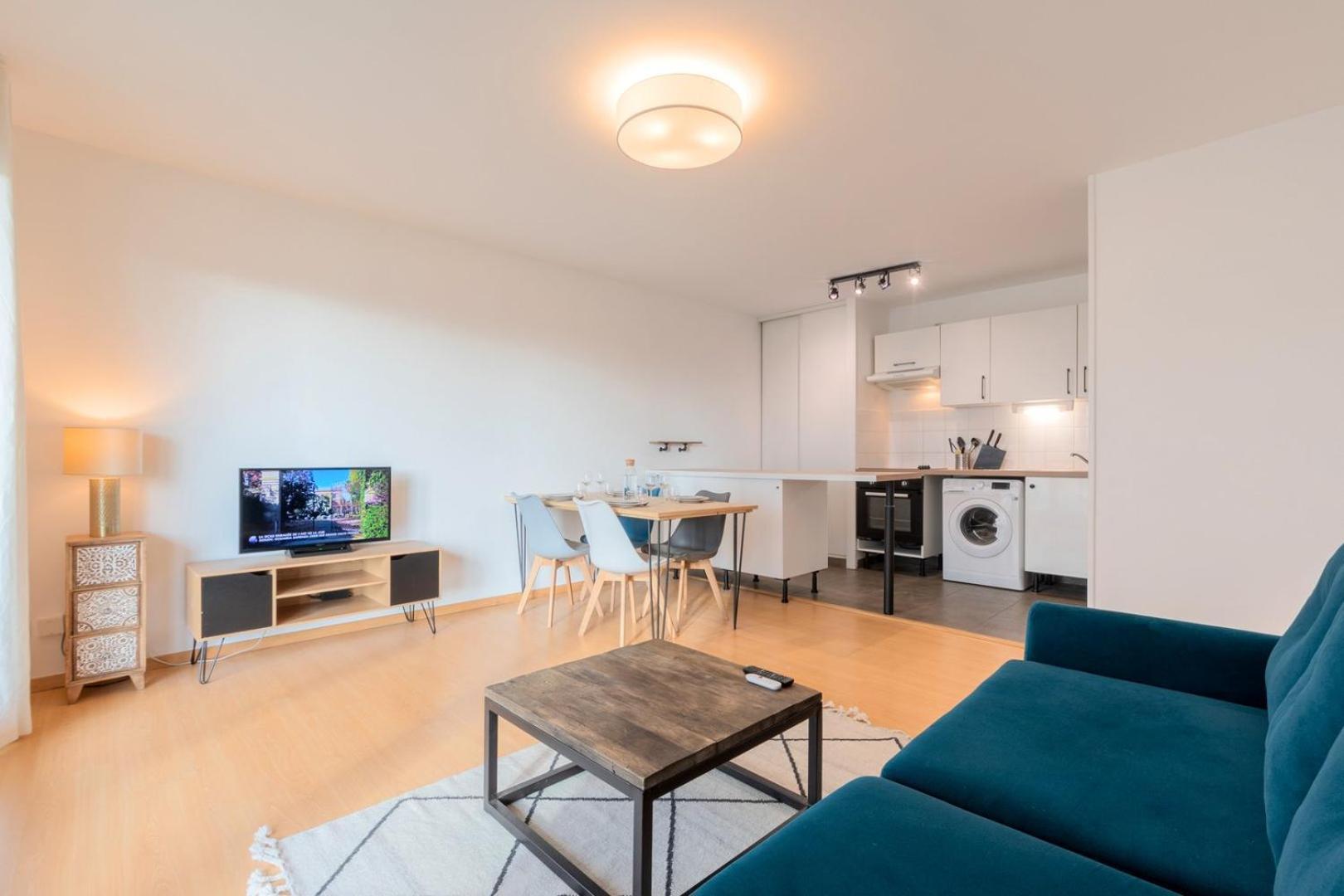 Spacious With Parking And Balcony! * Lille