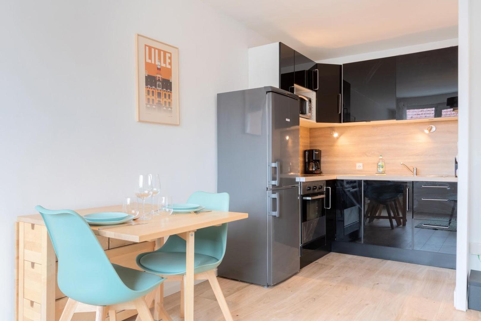 Apartment Lille, Fully-equipped With Parking Space