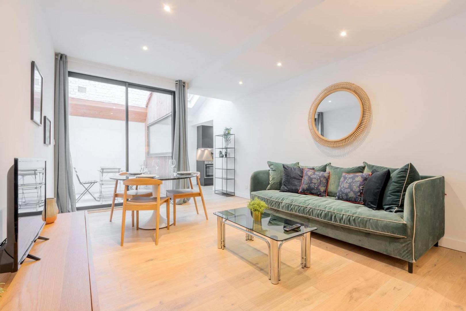 Fully Equipped Duplex With Exterior And Parking ! Apartment