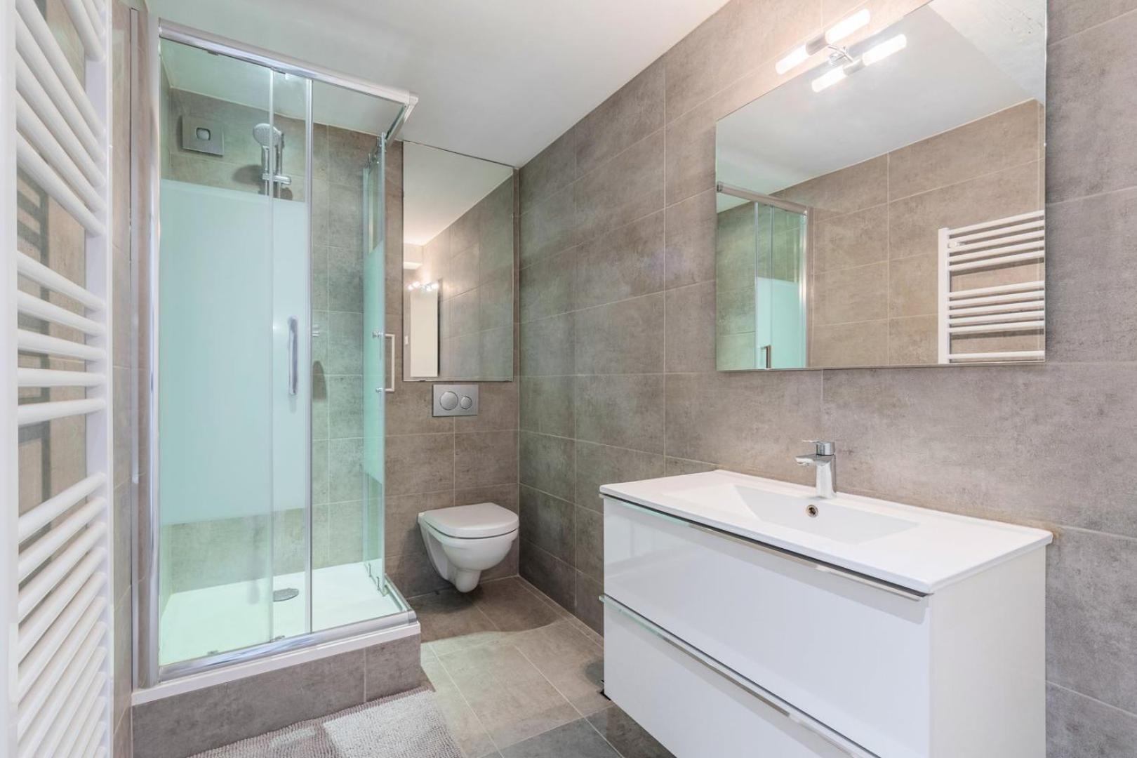 Apartment Vieux - Beautiful Neat And Bright