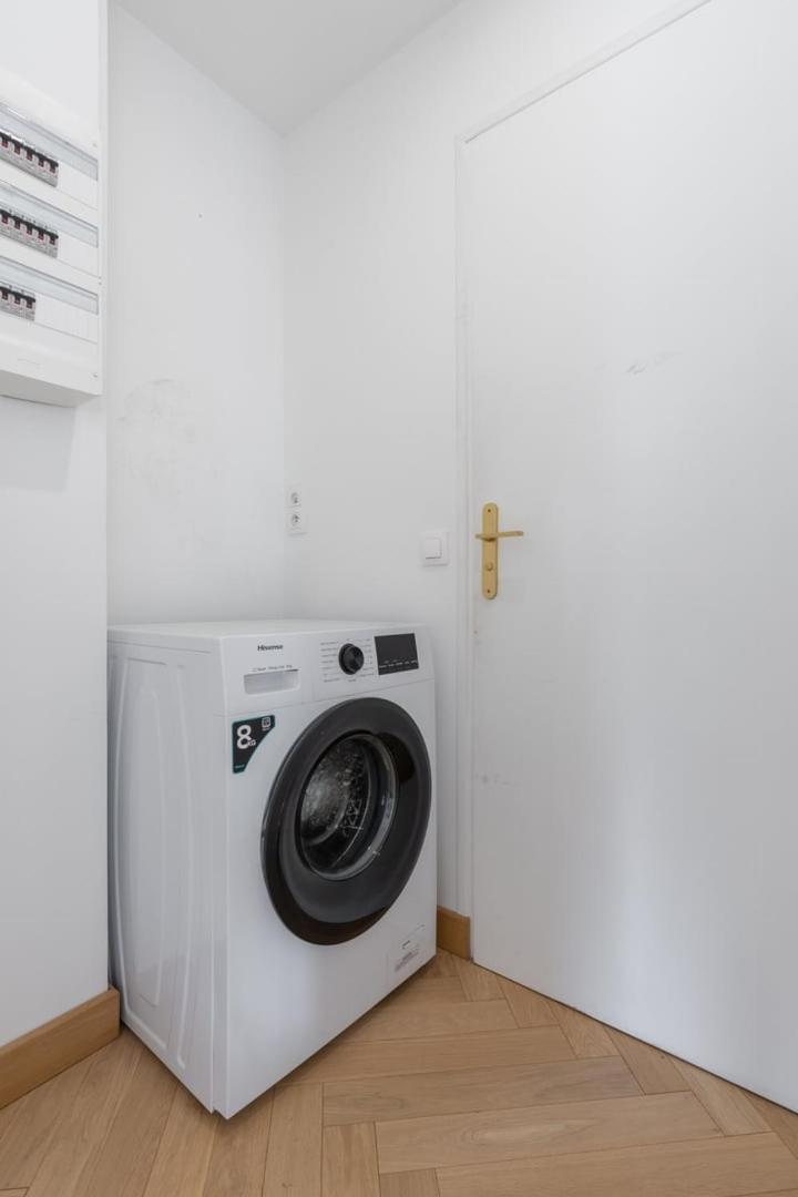 Large 130 M² 4-bedroom Lille