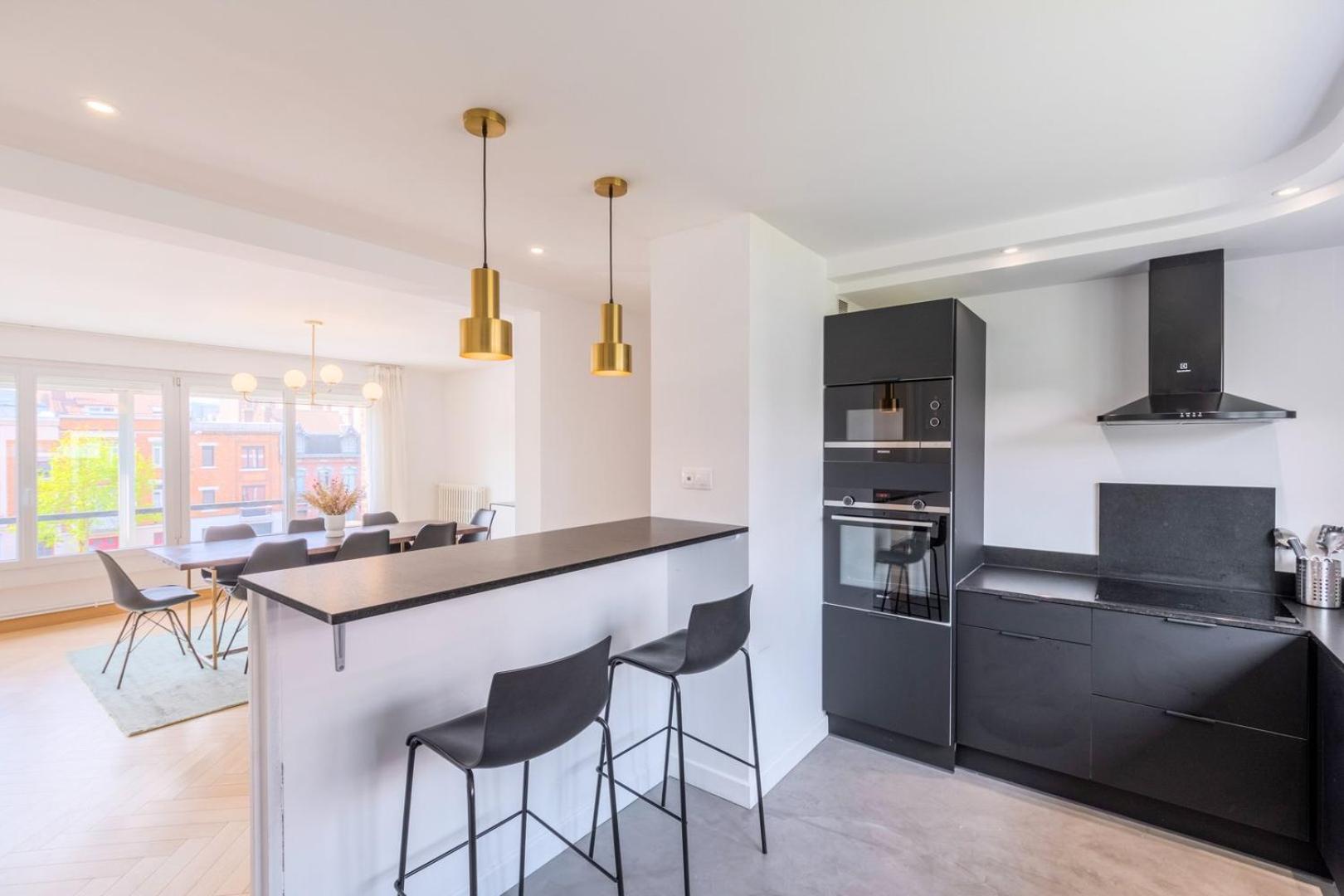 Large 130 M² 4-bedroom *