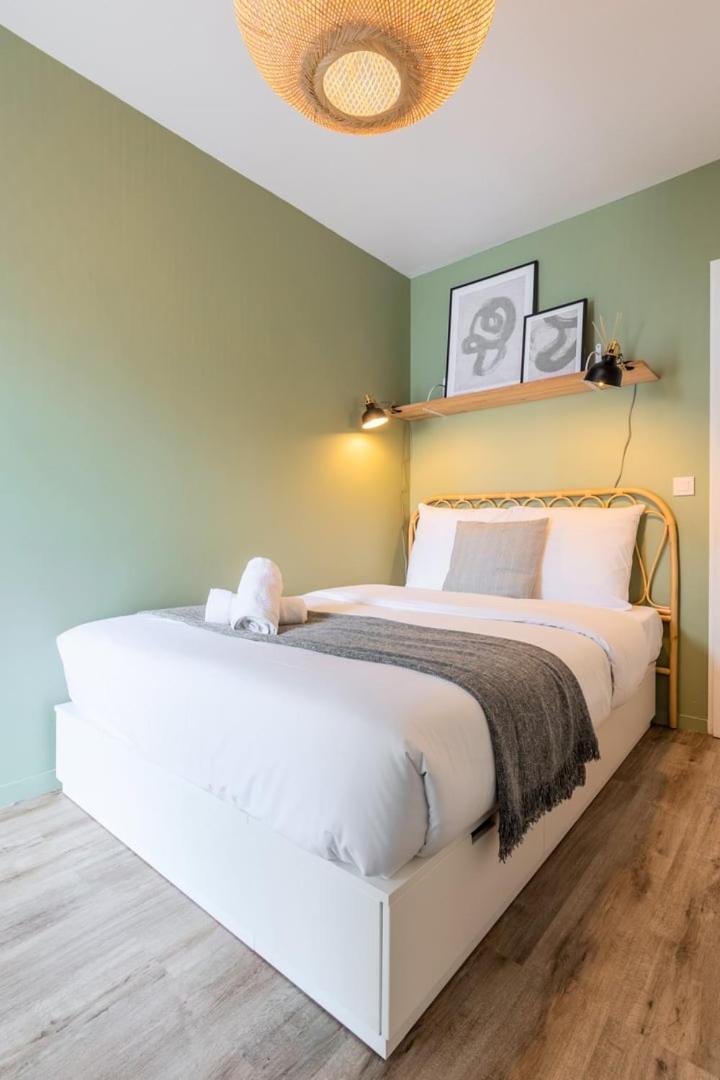 Europe/flandres Stations With Balcony! Apartment Lille