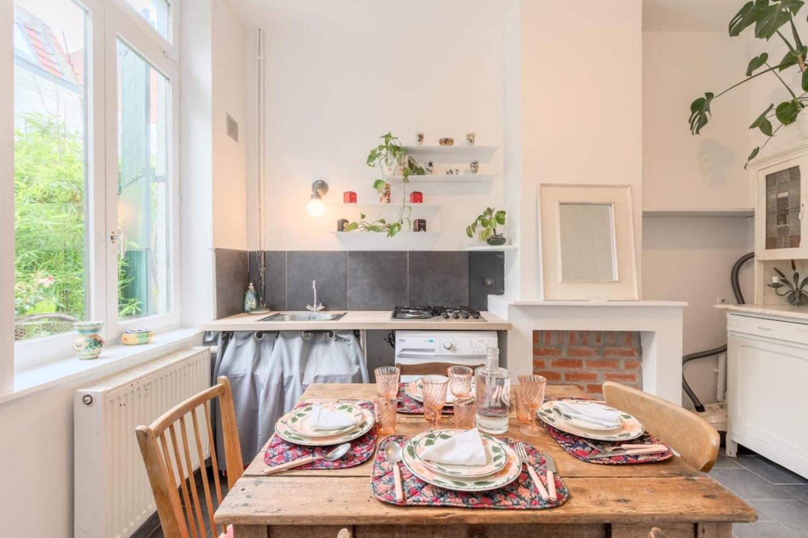Old - Atypical House Full Of Charm *