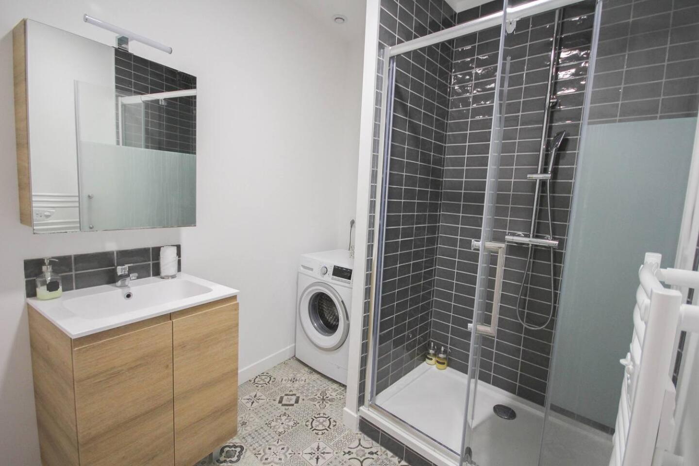 Equipped Premium Location * Lille