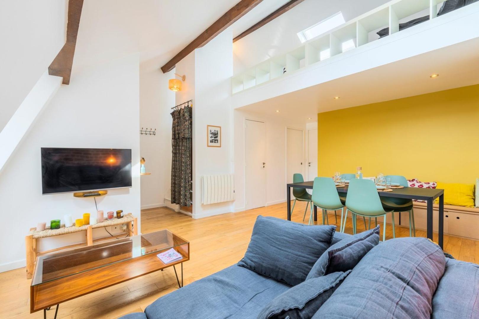 Charming Bright Flat In Vieux Lille.