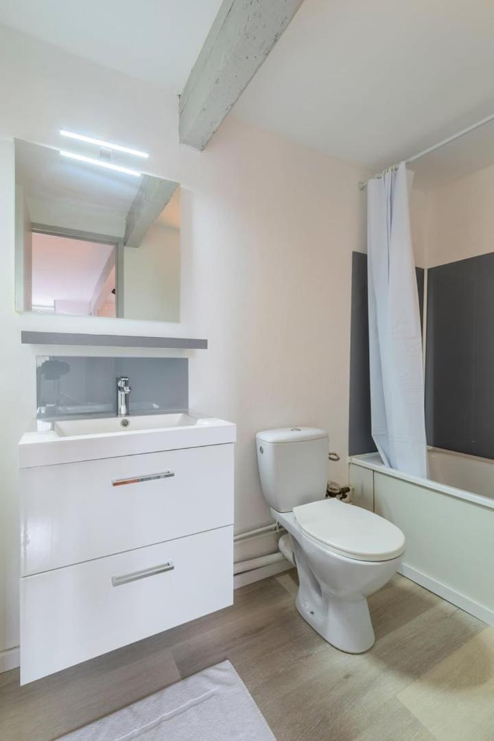 Apartment Functional And Equipped