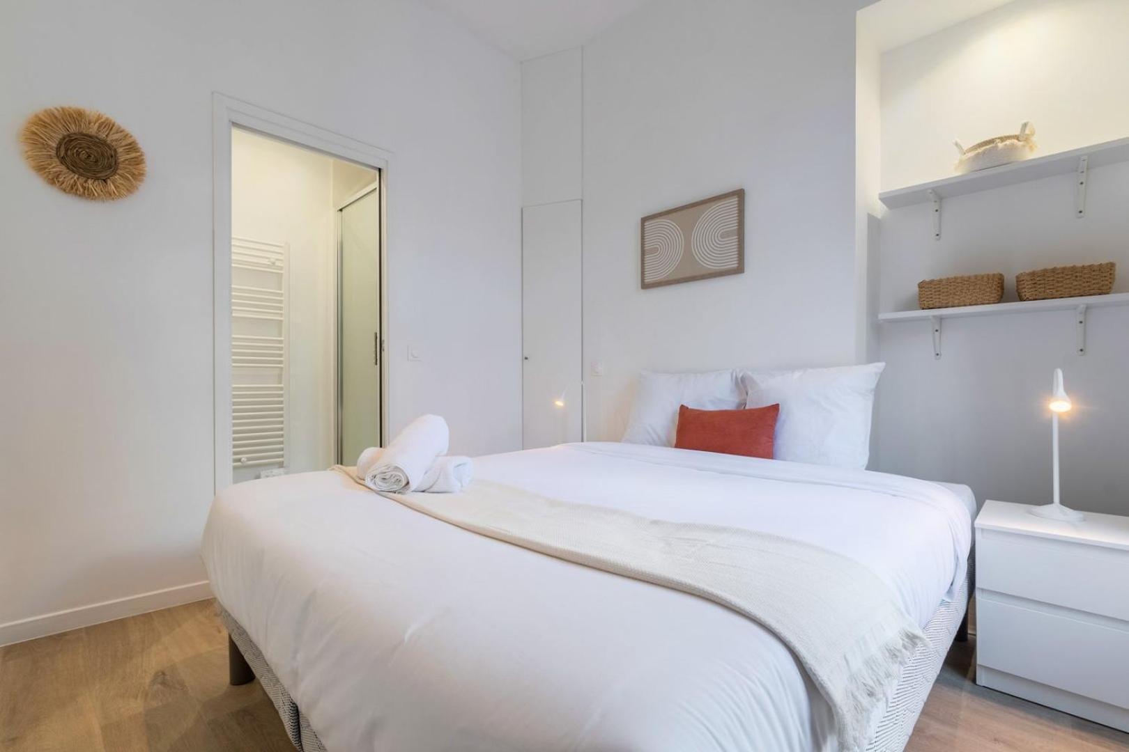 Centre Comfortable, Equipped Apartment! * Lille