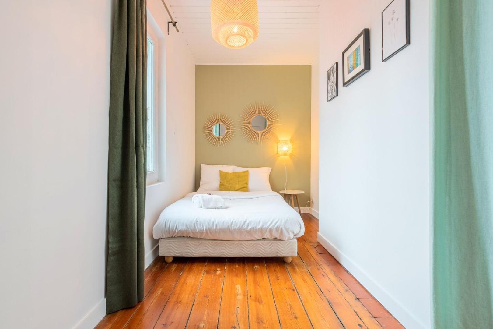 2-bedroom Near Metro *