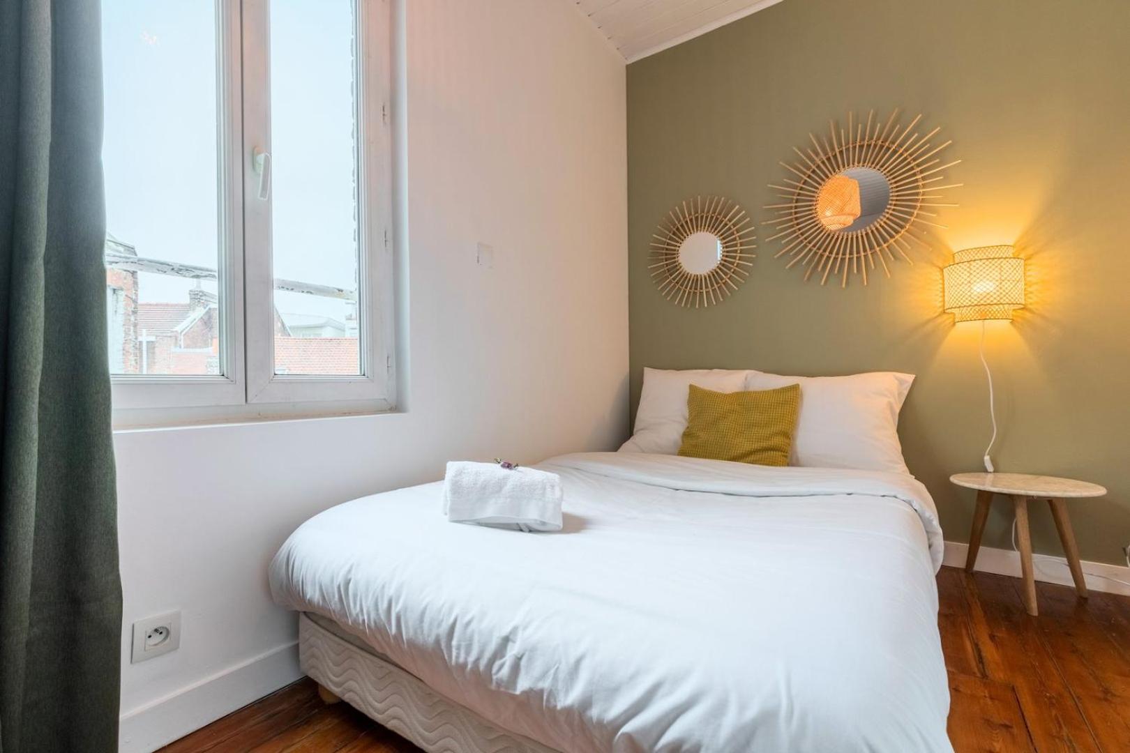2-bedroom Near Metro Lille