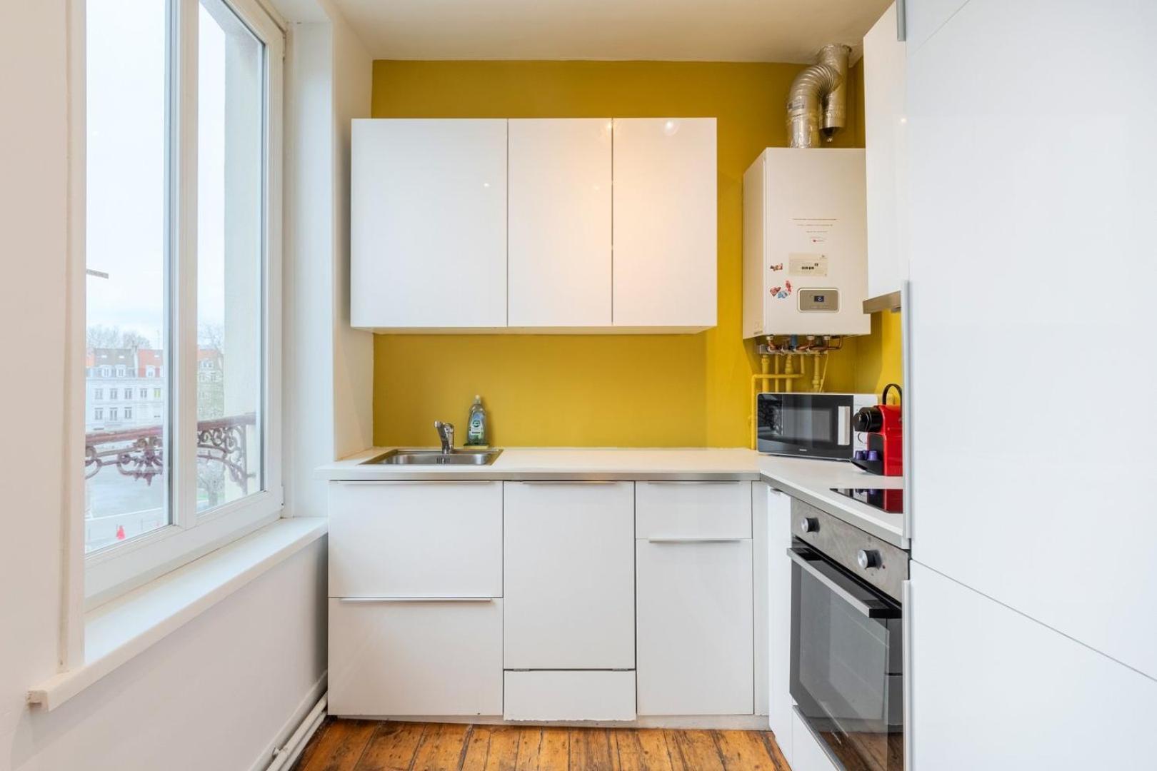 2-bedroom Near Metro *