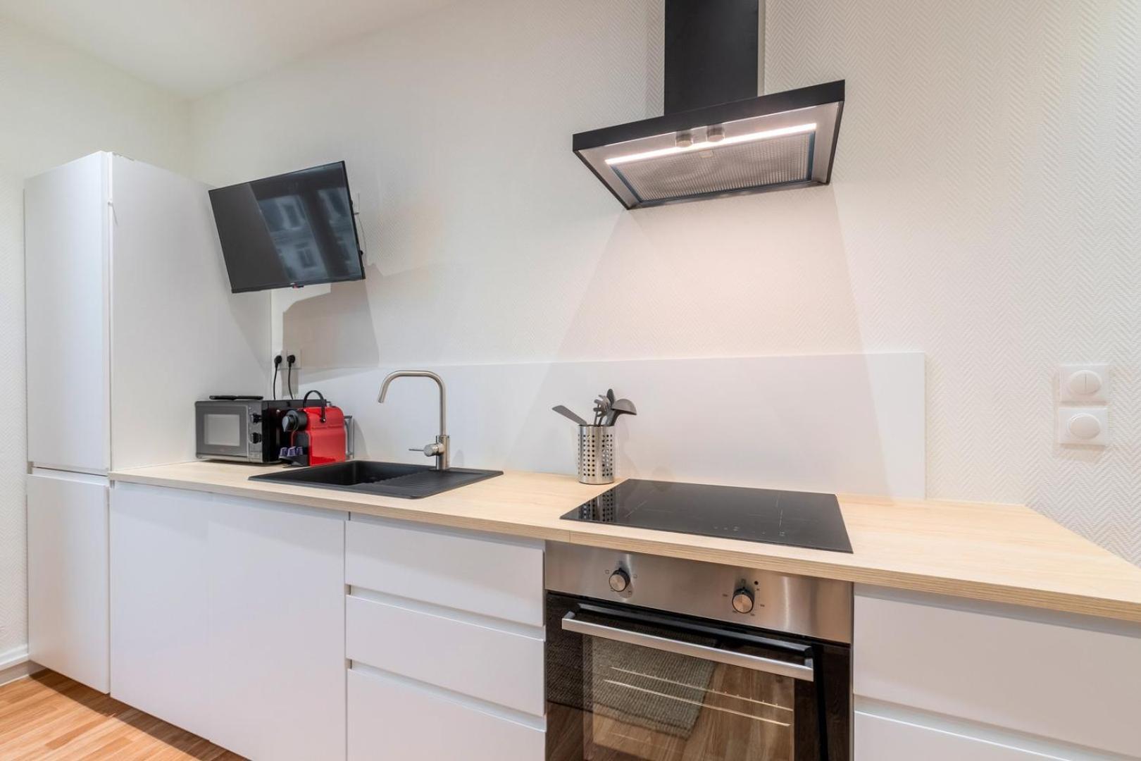 For 4 In Front Of Flandres Station Apartment Lille