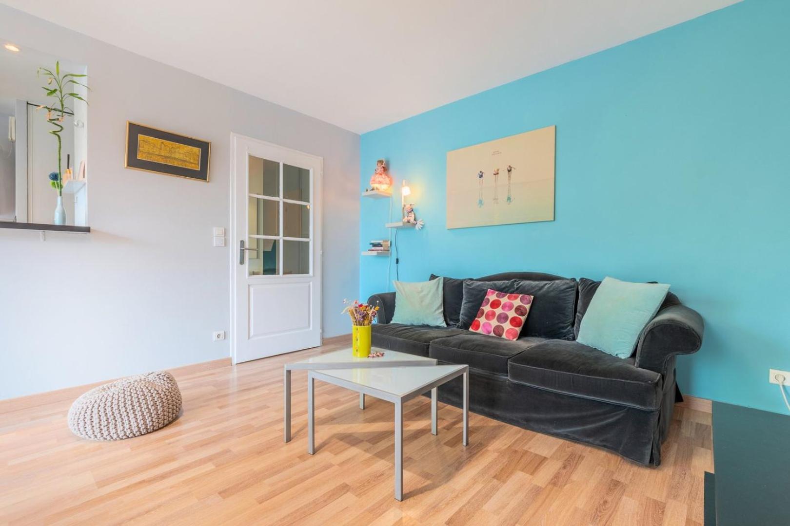 Calm Flat Ideally Located In Old + Parking! Apartment