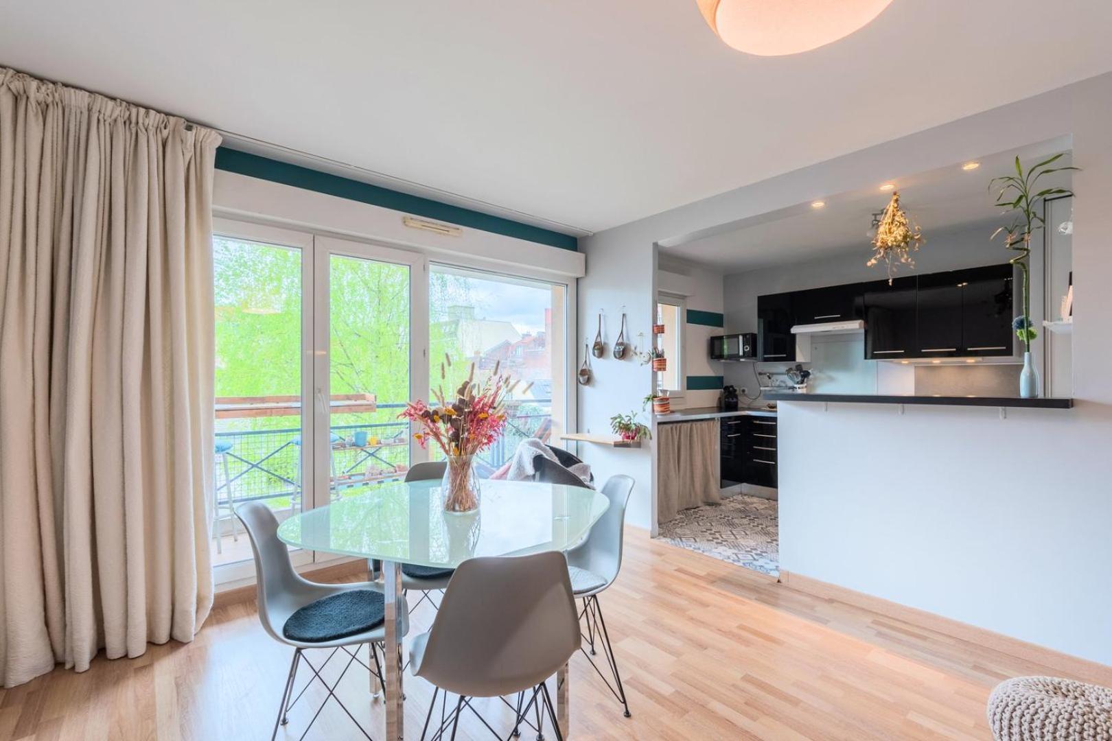 Apartment Calm Flat Ideally Located In Old + Parking!