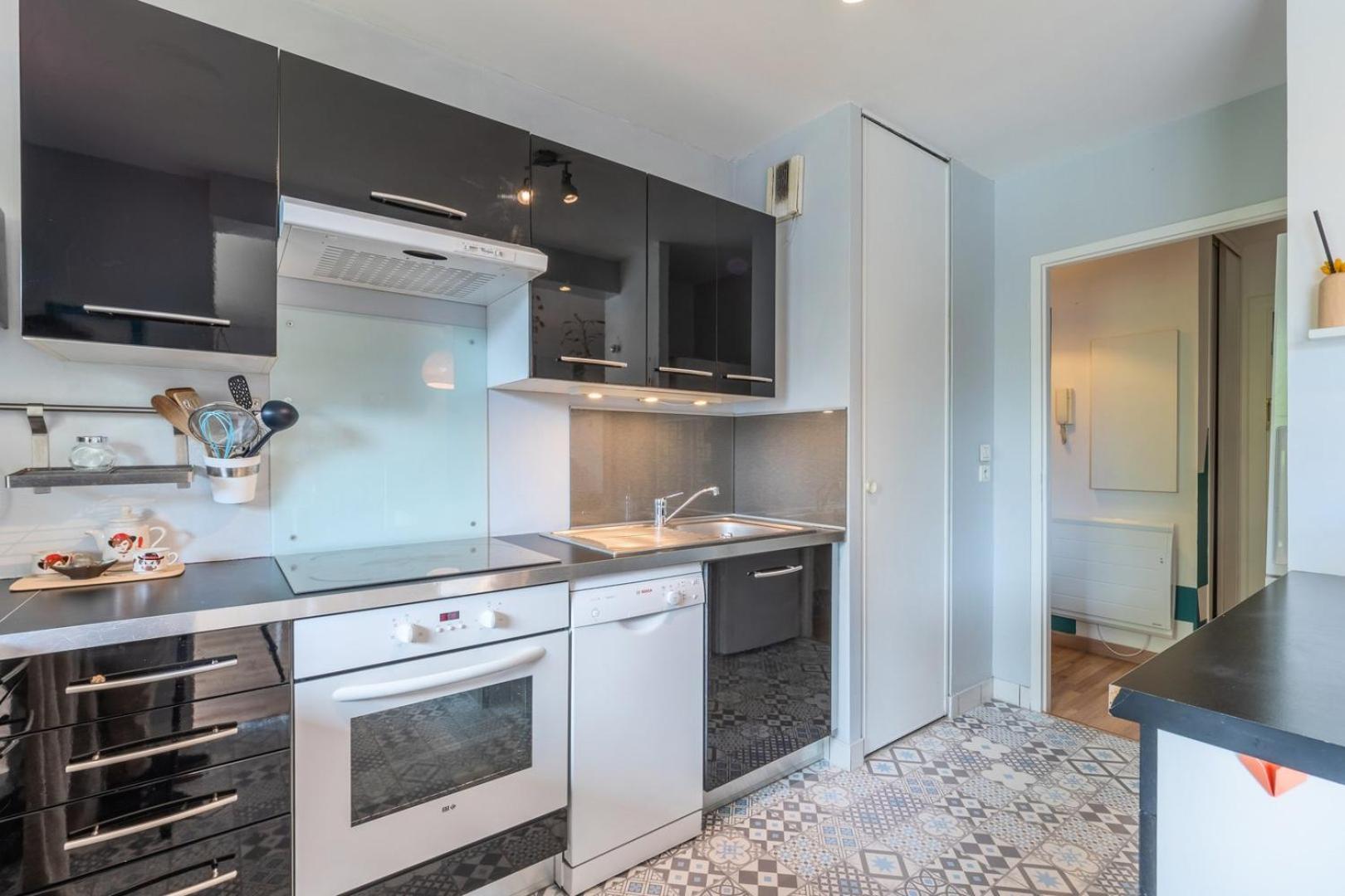 Calm Flat Ideally Located In Old + Parking! Lille