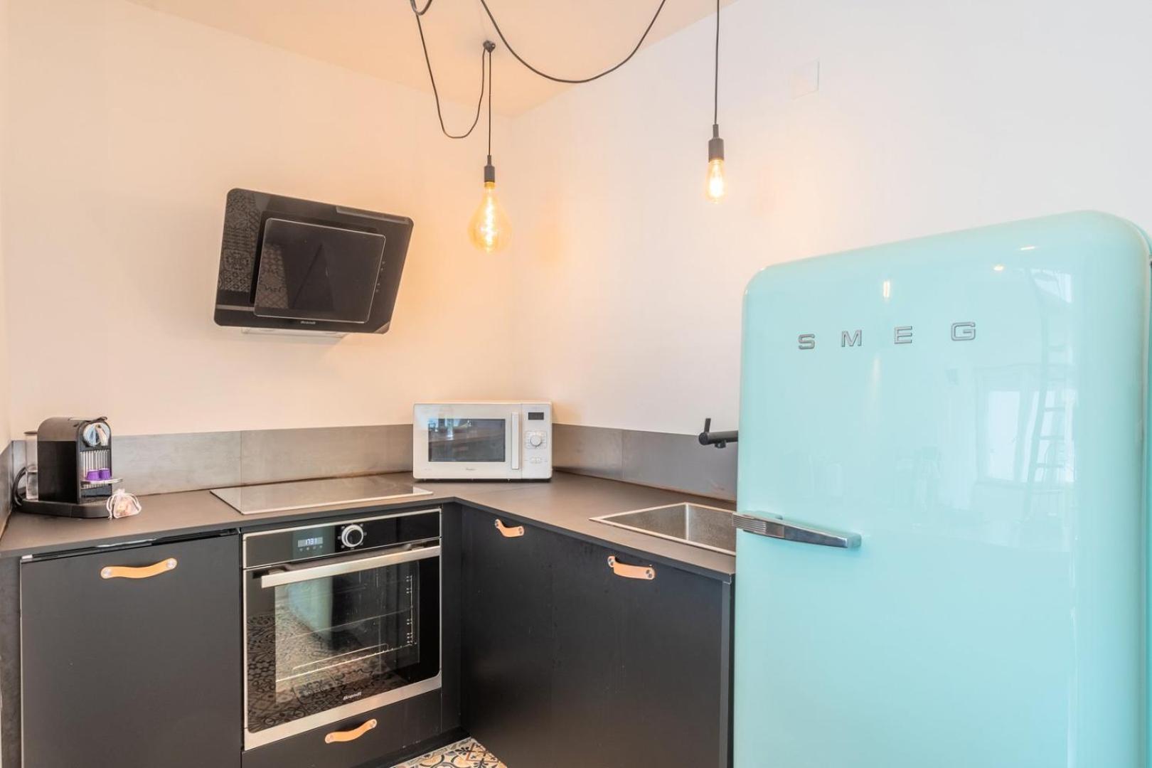 Apartment Lumineux Avec Rooftop Et Garage Prive.