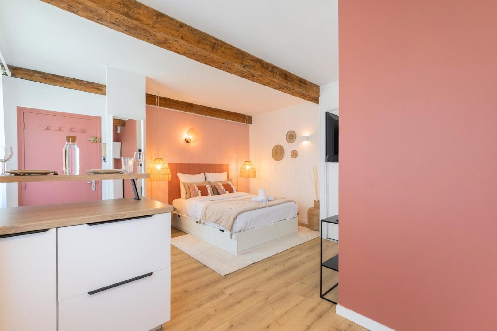 Old - Functional At The Quai Du Wault Apartment *