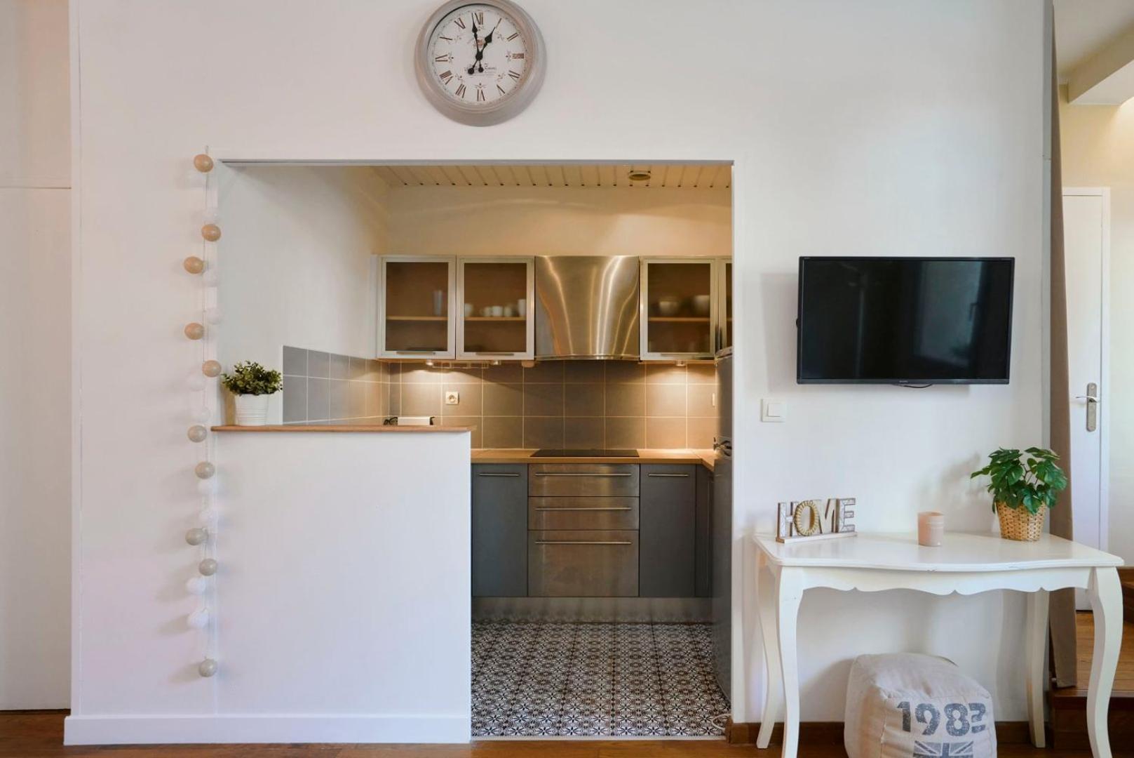 Charming 2 Bedroom With Terrace Lille