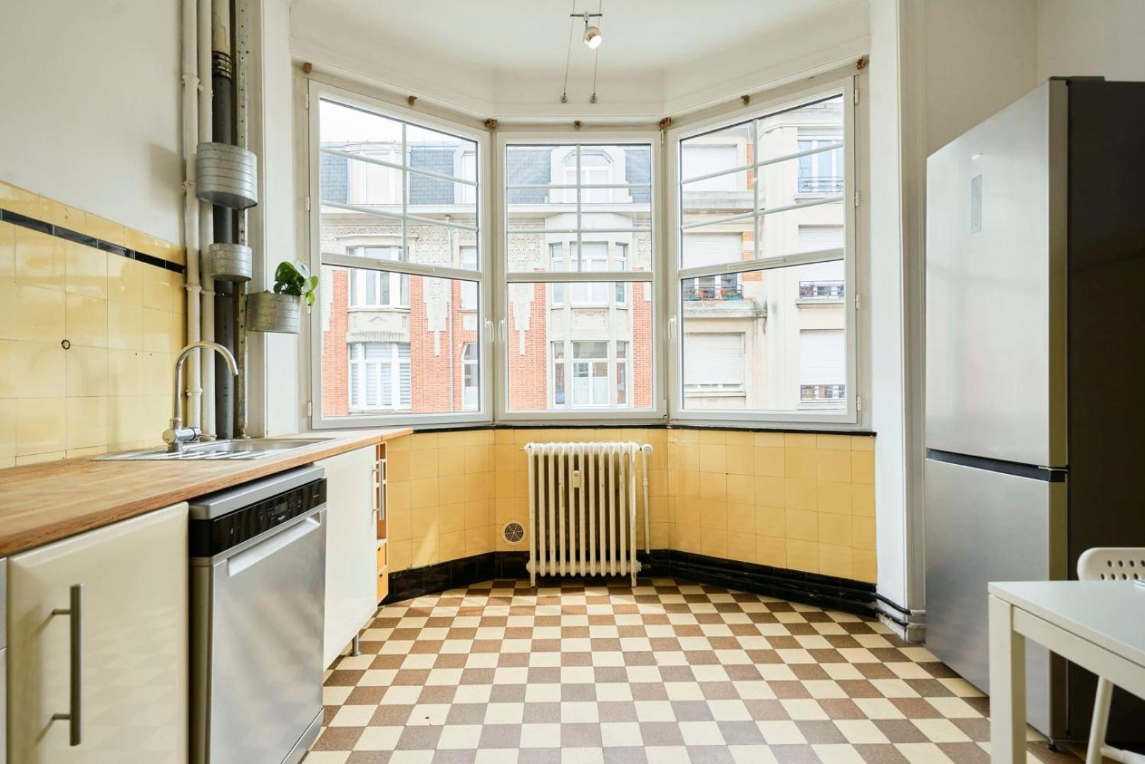 Character 2-bedroom In The Center Apartment