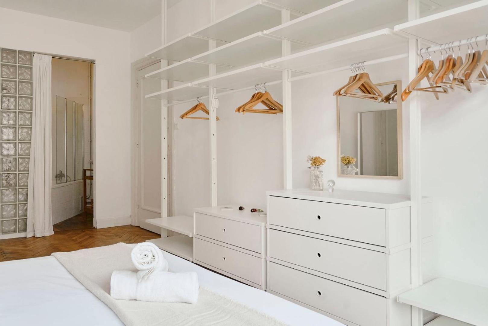 Character 2-bedroom In The Center Lille
