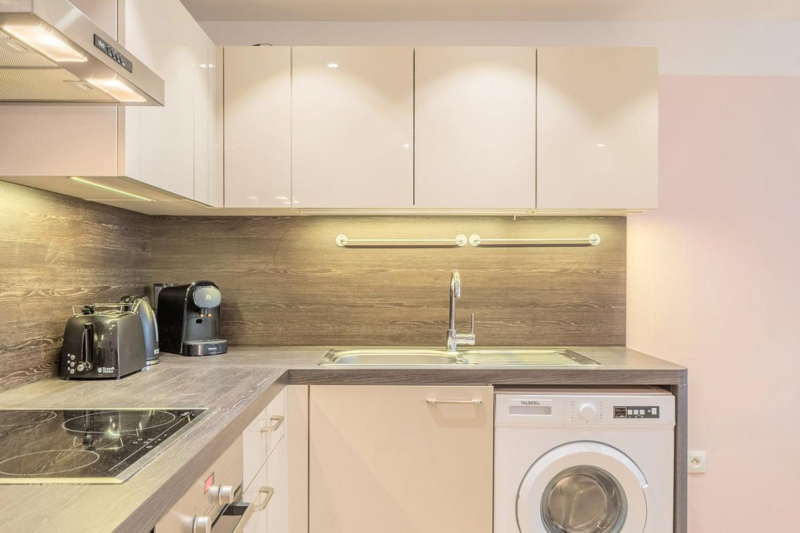 Renovated In Semi-basement & Hypercentre Apartamento Lille