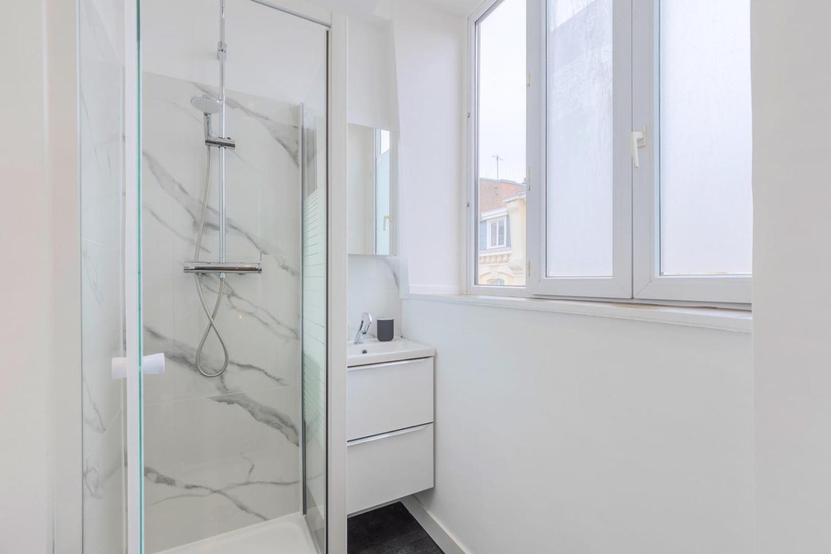 Apartamento Equipped - Near Train Stations