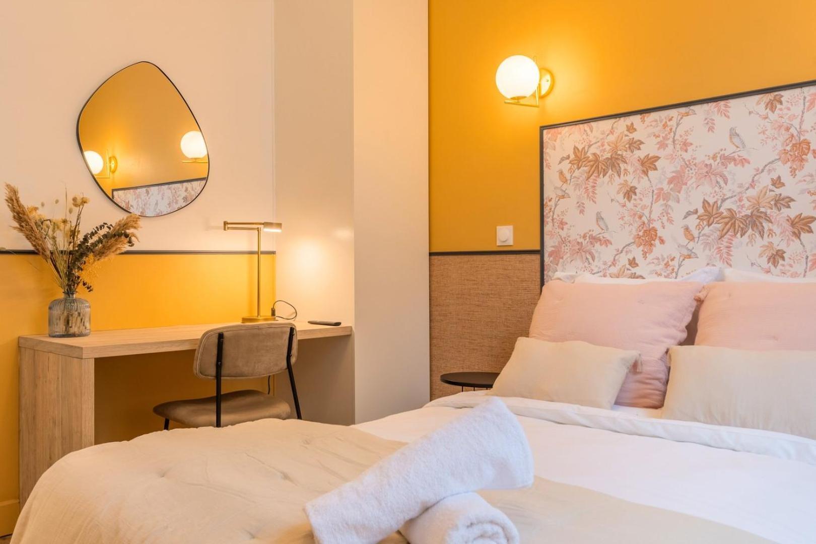 5-bedroom House In The Centre Of Lille. Casa de hóspedes Lille