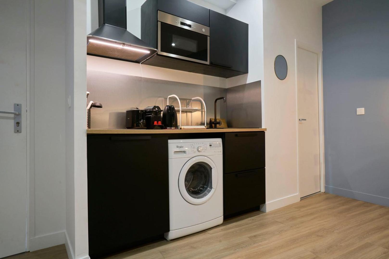 Apartment Equipped In The Heart Of The Stations *