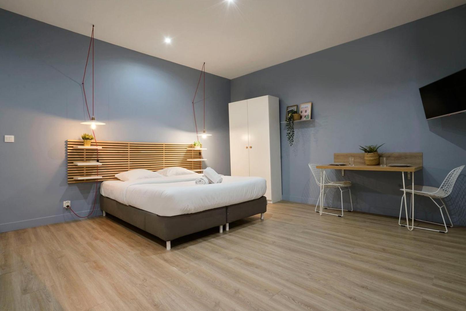 Equipped In The Heart Of The Stations Apartment Lille