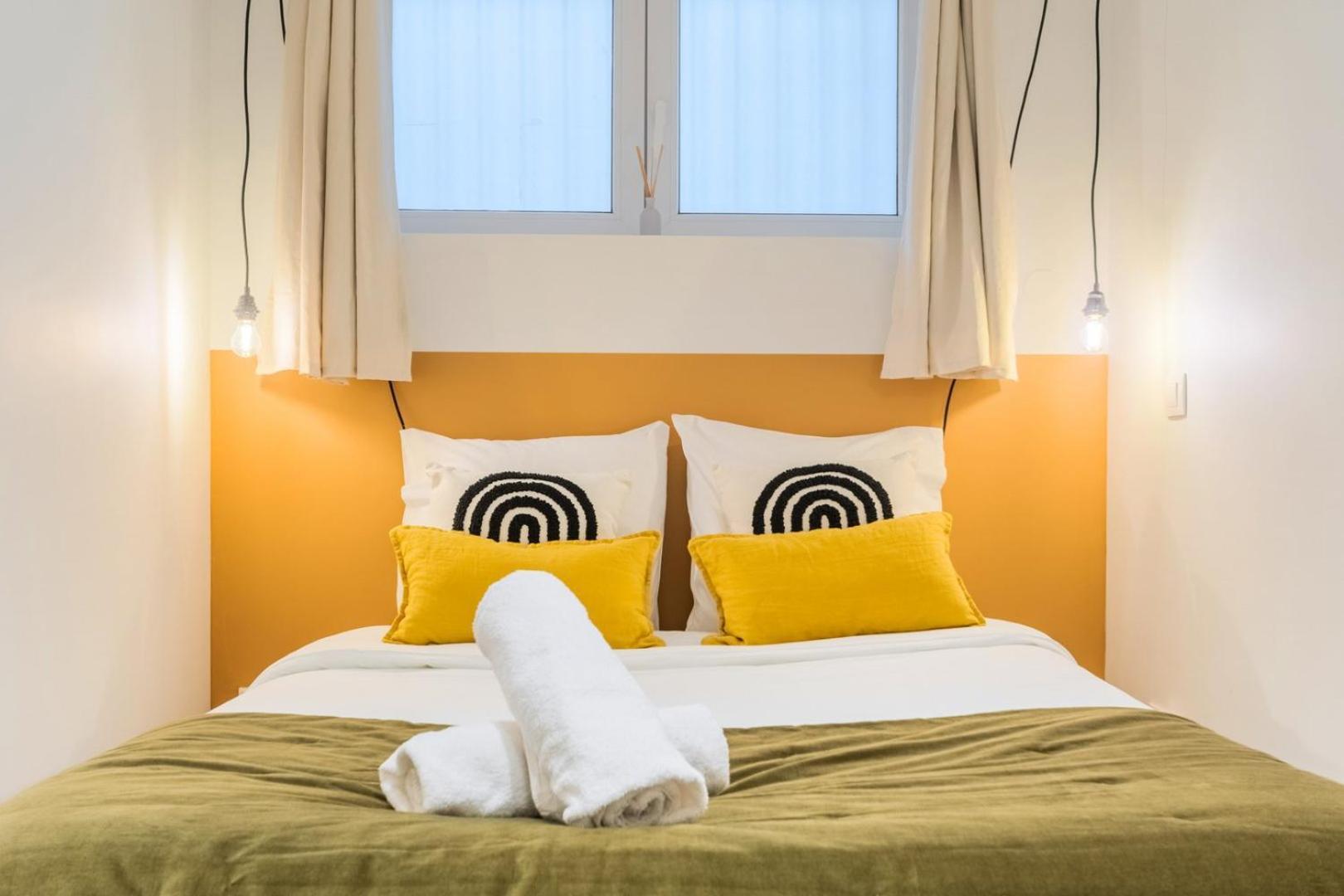 Apartment Atypical In Semi-basement In The Heart Of Lille