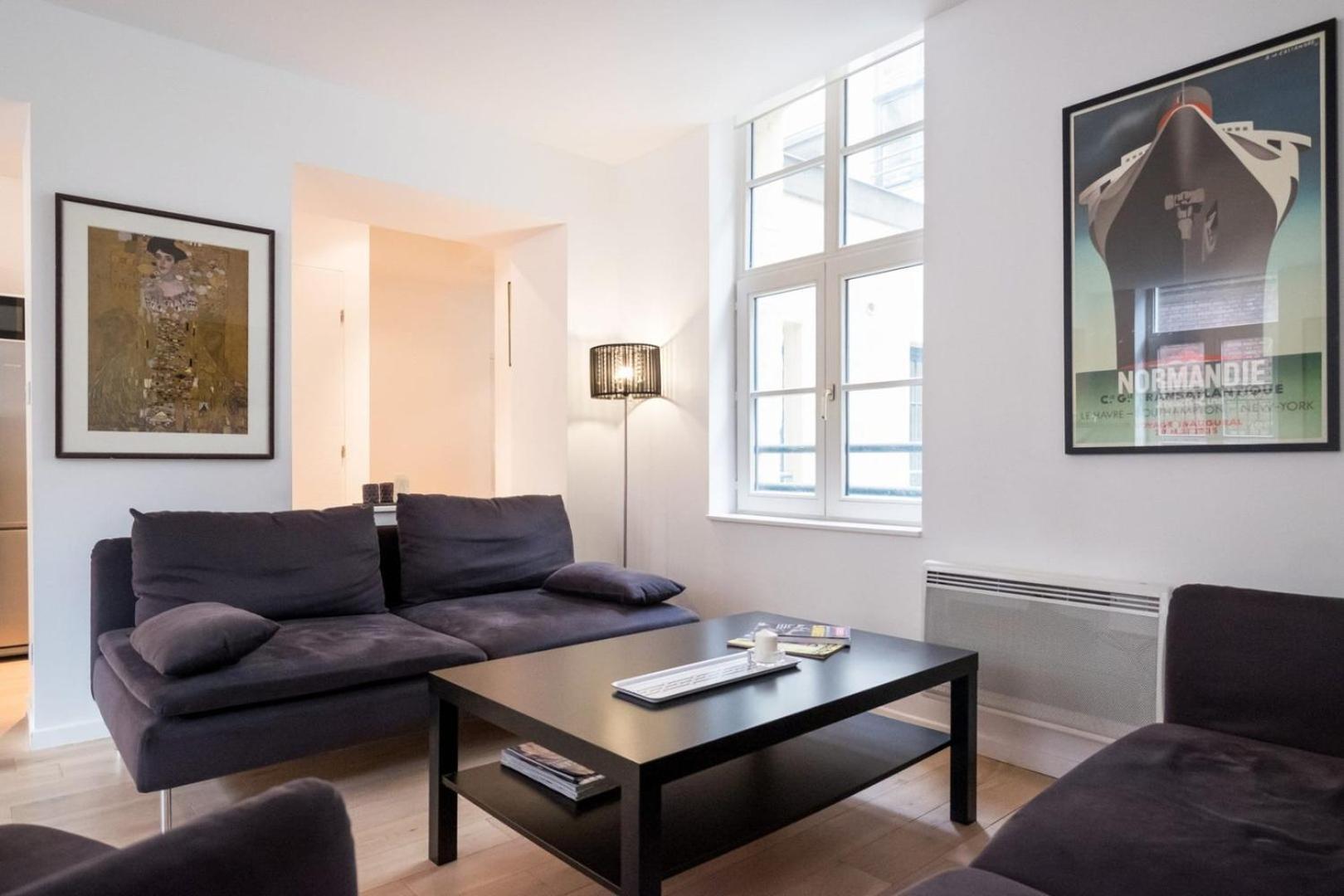 Spacious One Bedroom Ideally Located Appartement