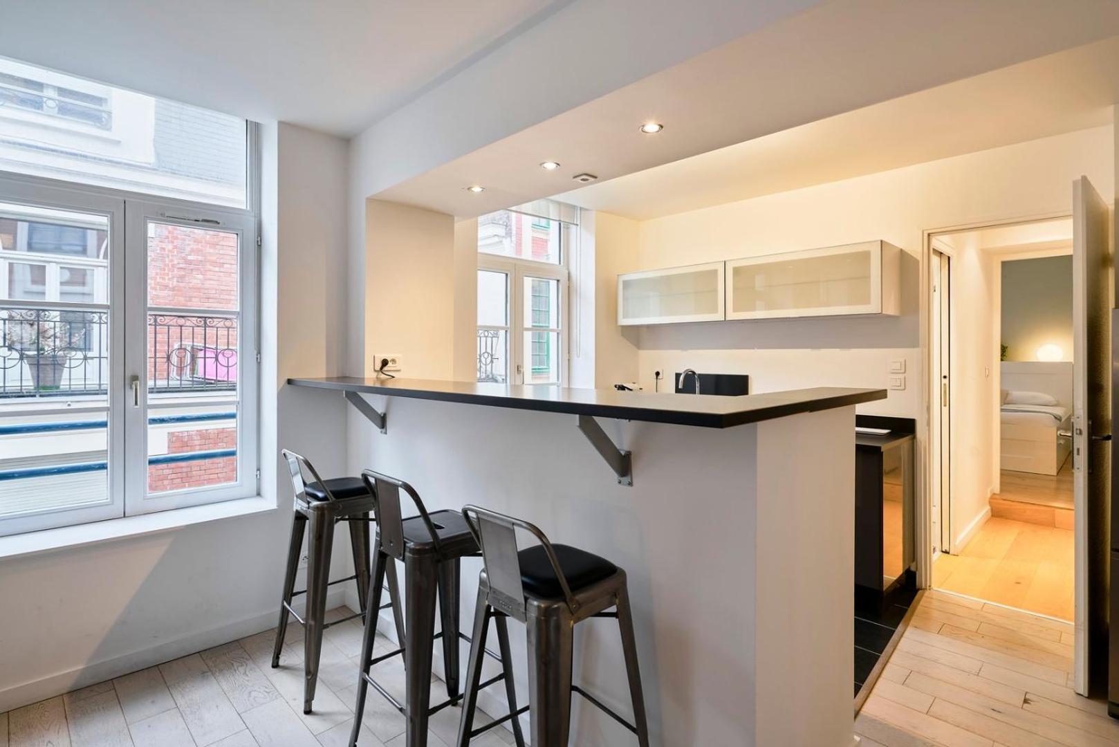Spacious One Bedroom Ideally Located * Rijsel