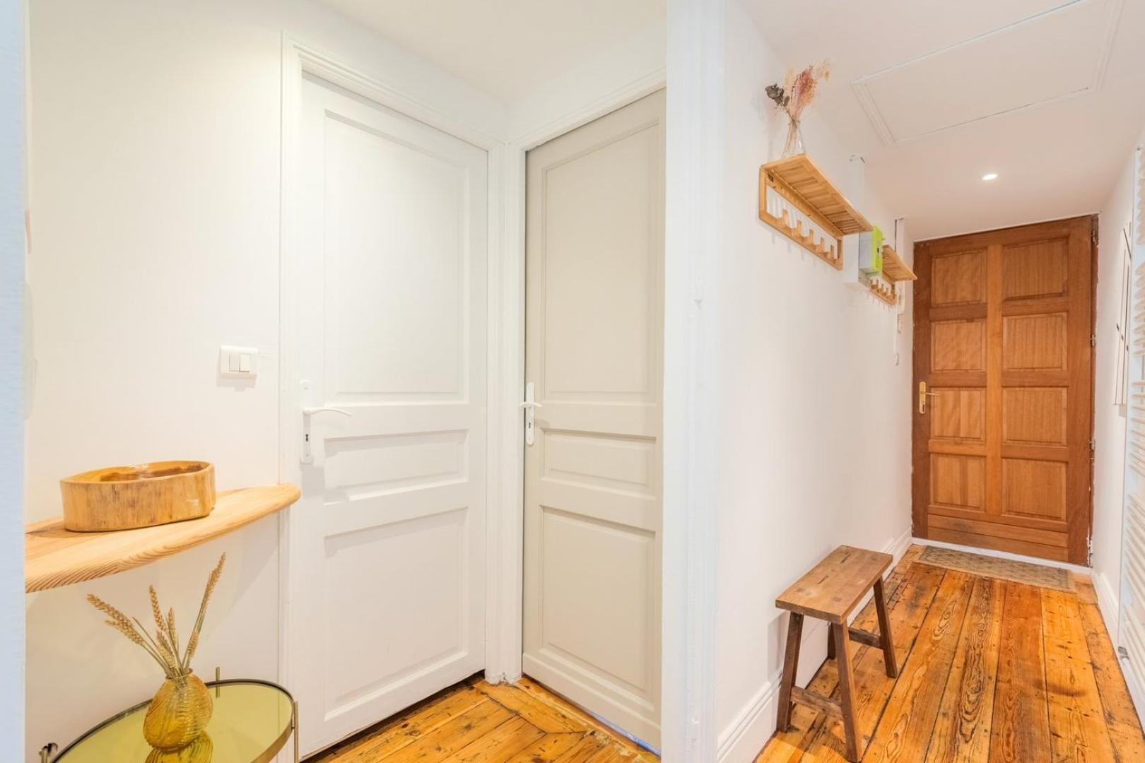 1 Bedroom In The Center, Near Metro * Lille