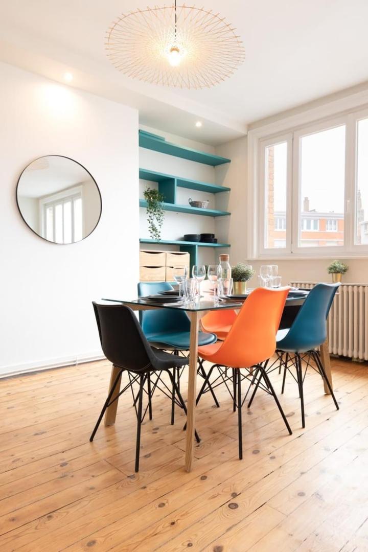 Hypercentre-2 Bedrooms Very Bright + Parking *